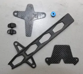 9879 Associated 9585 B4 Battery Strap Plastic Black 1 Carbon Fiber Esc Mount