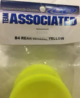 Asc9689 Associated 9689 Vintage Rc Team B4 Rear Wheels Pin Mount Yellow 2 New