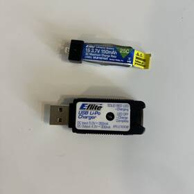 Blade Eflc1008/eflb1501s25 E-flite 1s Usb Lipo Charger 300ma With One 3.7v 25c 150mah Battery