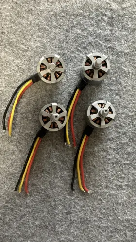 Dji-p2v-06 Dji Phantom 2 Vision And P330 Replacement Motors 2212 920kv Cw 2ccw