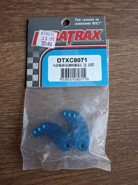 Duratrax Dtxc8071 Blue Alloy Rear Hub Set Evader St Evst Vintage Rc Car New