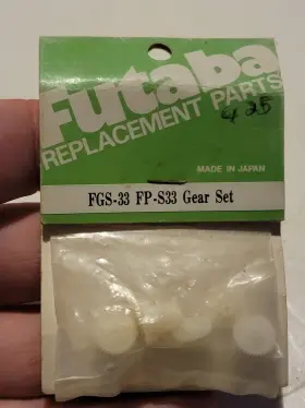 1b795cbf-8207-4 Futaba Replacement Fgs-33 Fp-s33/s133 Gear Set #futm3380 Made In Japan