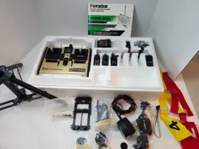 Fp-7fgk Futaba 5899 Vintage Digital Proportional R/c System 7 Channel 4 Servos