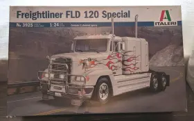 Ita3925 Italeri 3925 Freightliner Fld 120 Special Unassembled - Read Description