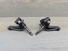 4124 Losi Vintage Rc Xxx Series Front Spindles Carriers 4124 Losi Vintage Rc Xxx Series Front Spindles Carriers