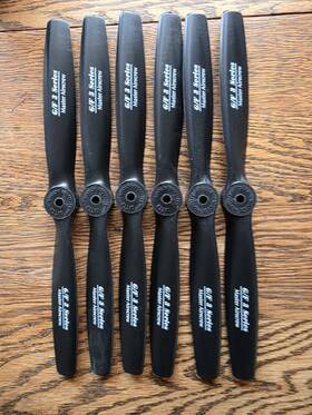 Master Airscrew K1160 6 - 11x6 G/f 3 Series 11 Inch Black Plastic Propellers