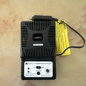 Lp2000-3 Parkzone 2-3 Cell Dc Li-po Battery Charger R/c Plane Boat Car Lp2000-3 Parkzone 2-3 Cell Dc Li-po Battery Charger R/c Plane Boat Car