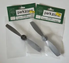 Pkz1002 Parkzone Lot Of 2 Propeller 7 And 8 Cell F-27 Stryker