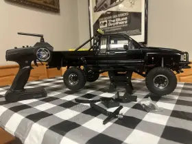 Z-rtr0049 Rc4wd Tf2 Rtr 1987 Toyota Xtracab Marty Mcfly Edition