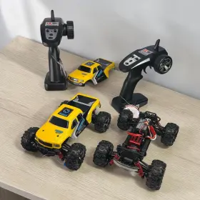 Bg1510c Subotech Not Working - 1/24th Rc Truck Lot Of 2 For Parts Or Repair