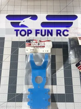 25128 Team Associated Front Skid Plate