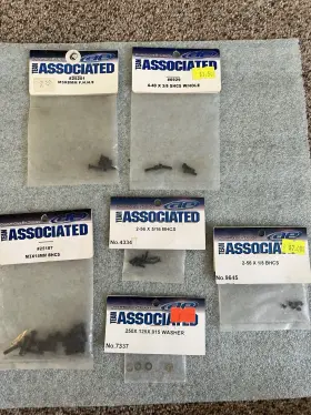 25187 Team Associated 25201 Screw Lot 6929 With Hole 9645 4334 Washer 7337 Vintage