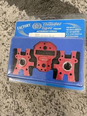 Thunder Tiger Pd1377 Ek4 Center Axle Mount Very Rare Vintage Optional Parts