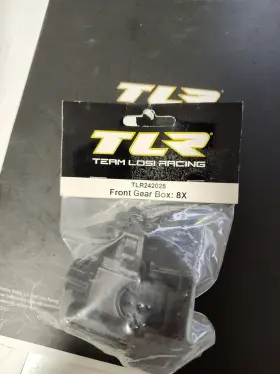 Tlr242025 Tlr Front Gear Box 8x/2.0/xt