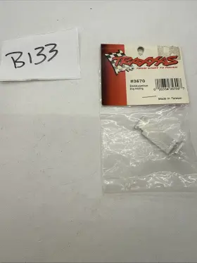 3570 Traxxas Bracket Aluminum Plug Mounting New