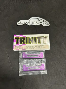 Re1059 Trinity Vintage Rc Car Part # Lightweight Purple Aluminum Bulkhead Magic Re1059 Trinity Vintage Rc Car Part # Lightweight Purple Aluminum Bulkhead Magic