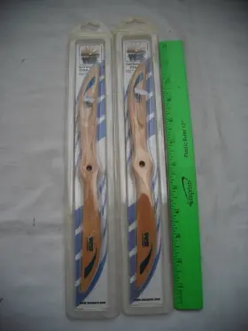 Vss1004 Vess Lot Of 2 Propeller 10 X 4 Sport Wood Prop Aero Rc R/c Airplane
