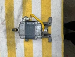137043000ELECTROLUX Washer Crosley Drive Motor AZ165794 SL356 Used. Price: $24.95.