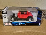 Maisto 1:24 1929 Ford Model '29 Red Opening Rumble Seat Trunk Doors New. Price: $14.99.